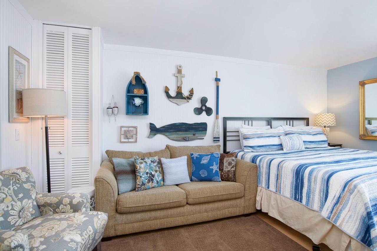 Waterside Suites Saugatuck Exterior foto